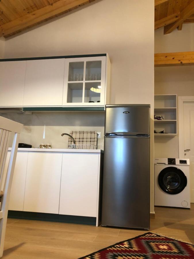 Amazing Familiar Apartments And Rooms Саранде Екстериор снимка