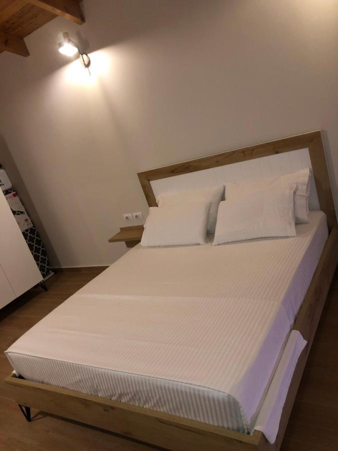 Amazing Familiar Apartments And Rooms Саранде Екстериор снимка