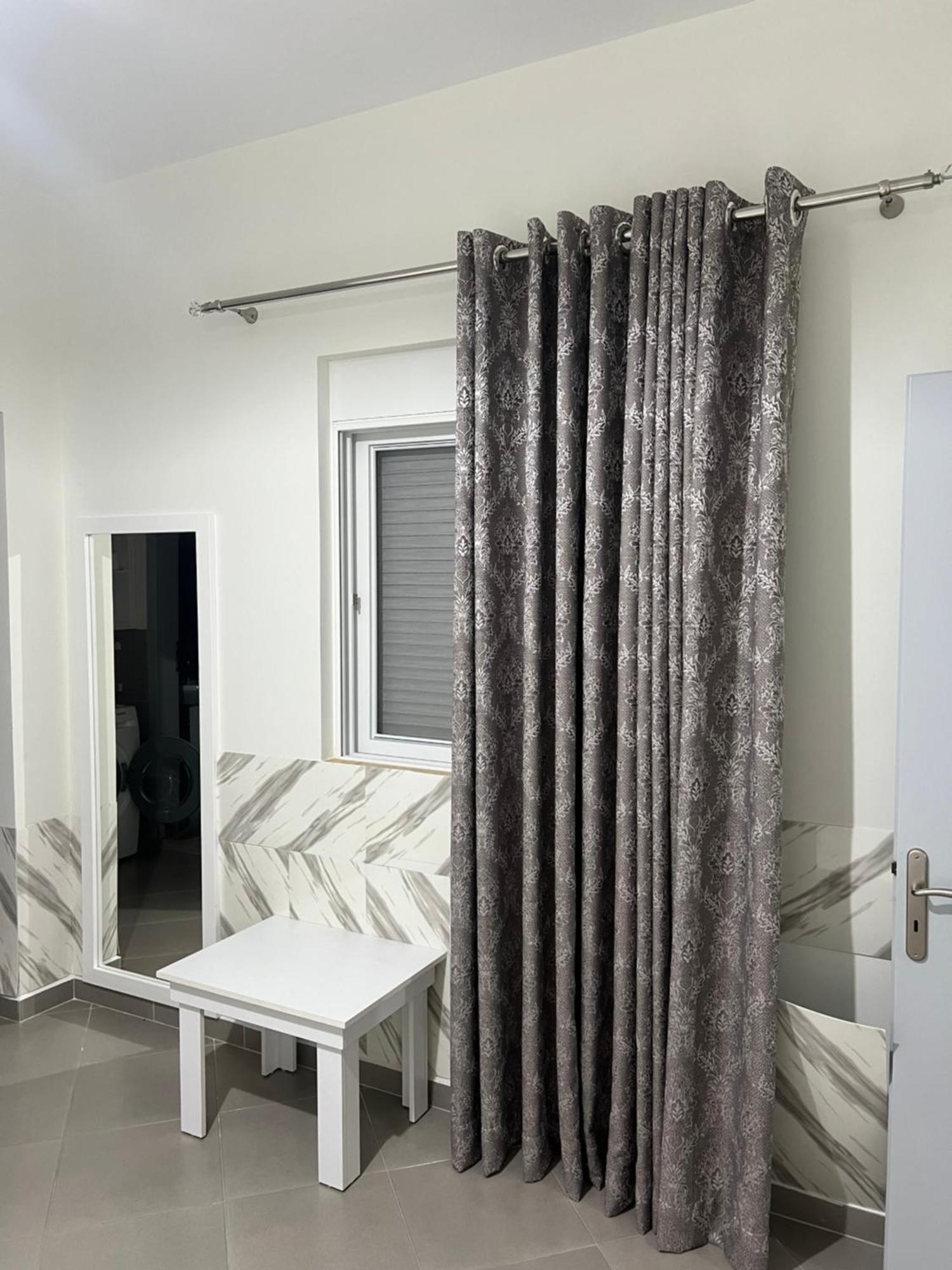 Amazing Familiar Apartments And Rooms Саранде Екстериор снимка